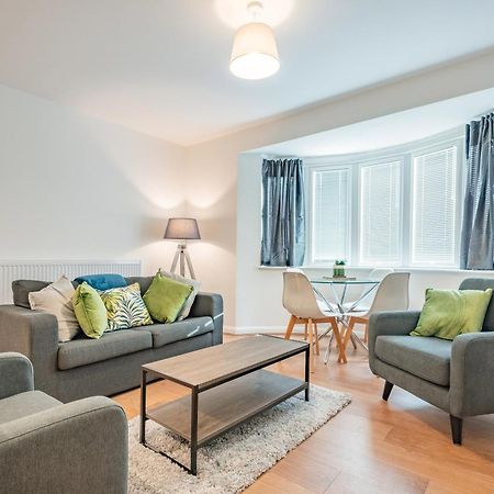 Modern, City Living Apartments- Private Parking Oxford Exterior foto