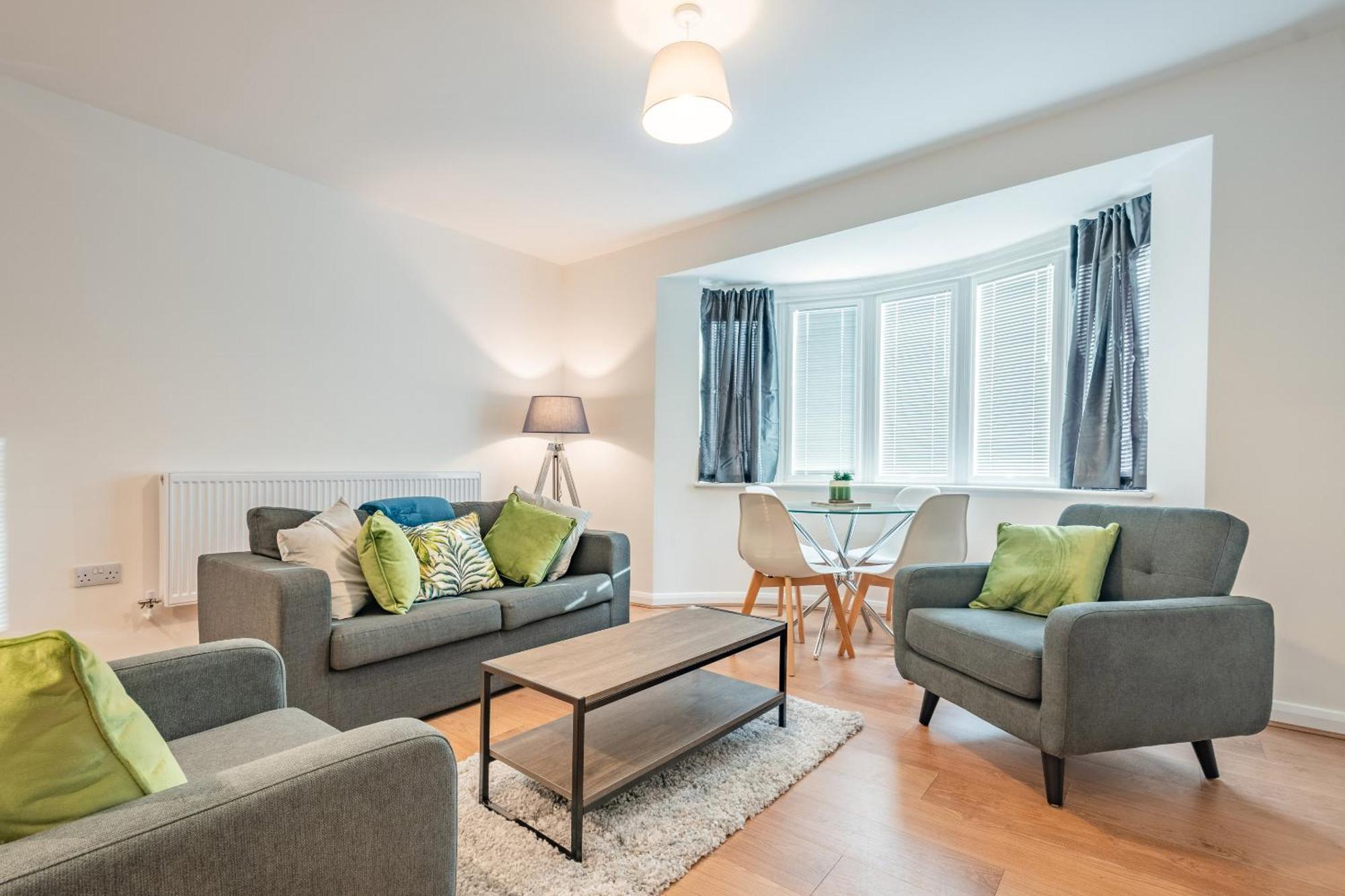 Modern, City Living Apartments- Private Parking Oxford Exterior foto