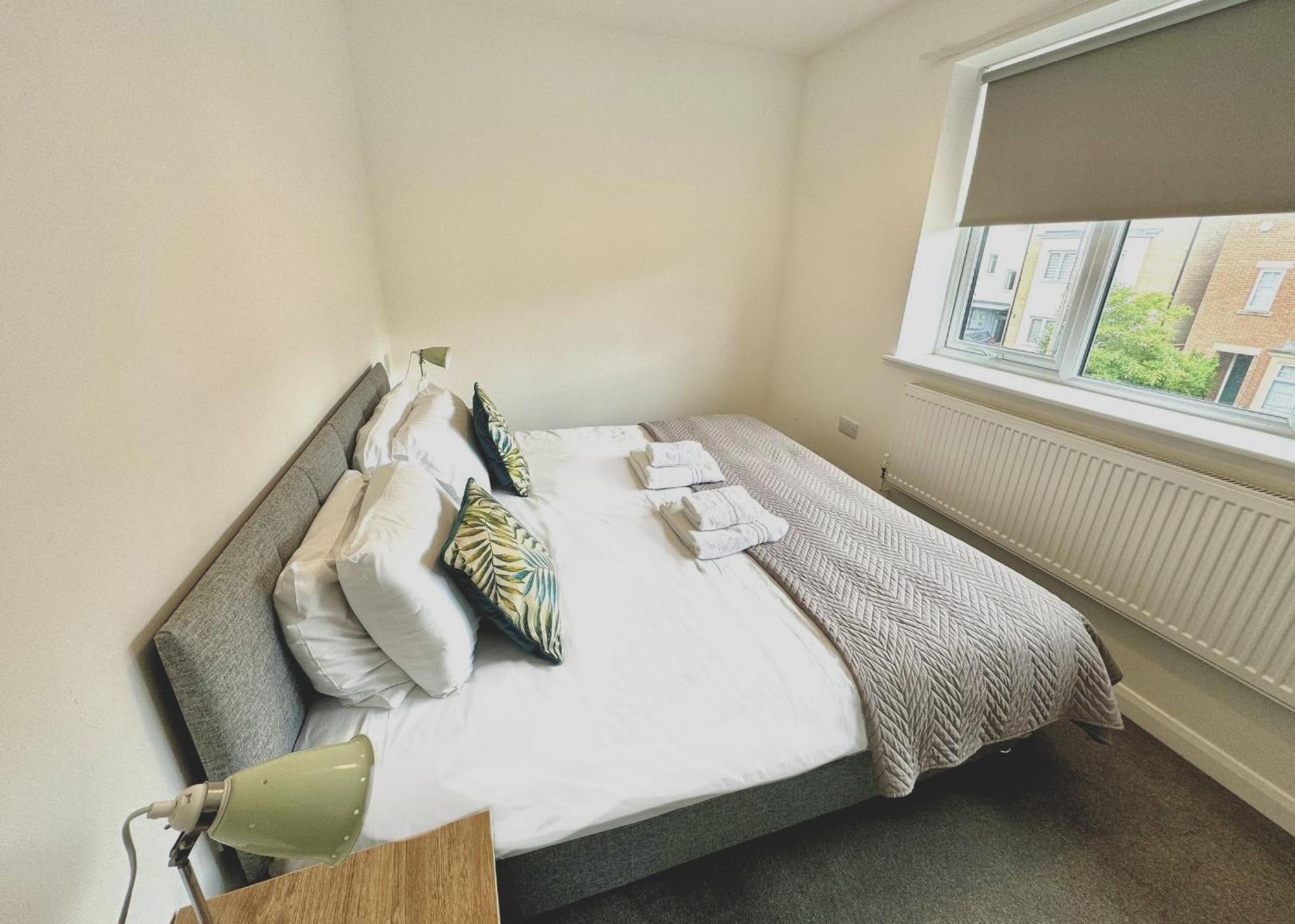 Modern, City Living Apartments- Private Parking Oxford Habitación foto