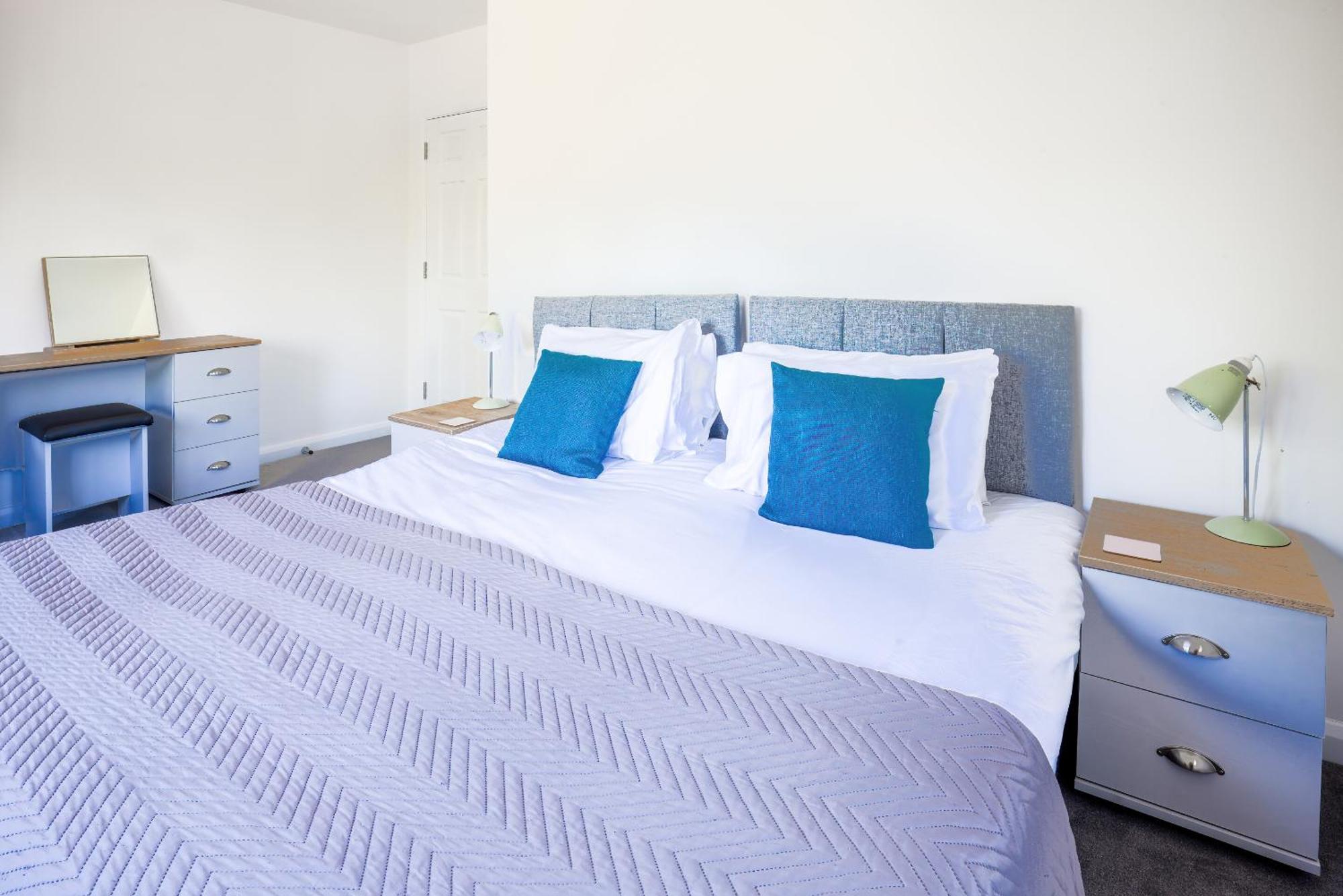 Modern, City Living Apartments- Private Parking Oxford Habitación foto